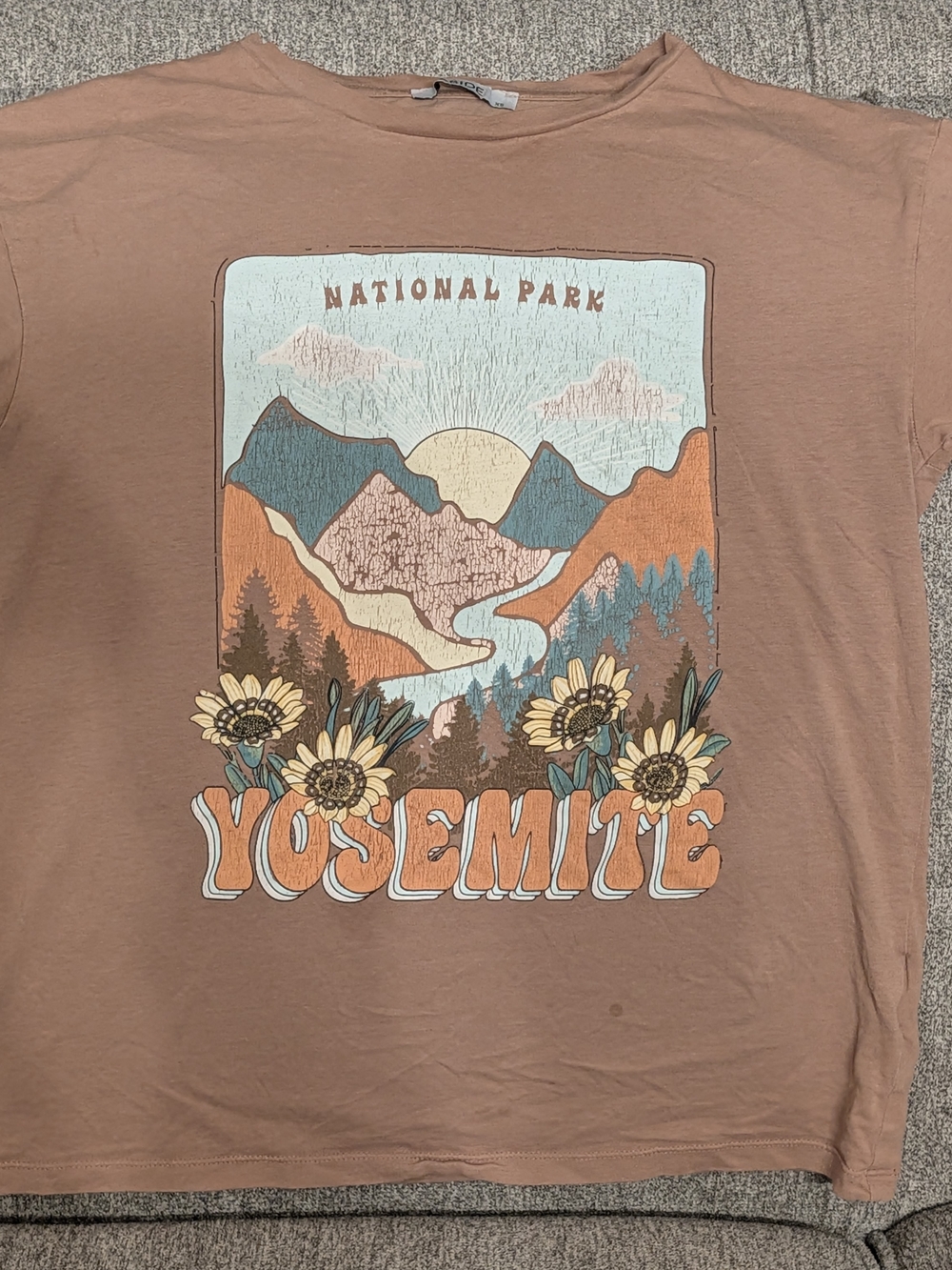 Yosemite Graphic Tee - Dusty Rose